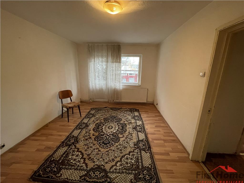 Apartament 2 camere, etaj 1, CT, bulevardul Bucuresti