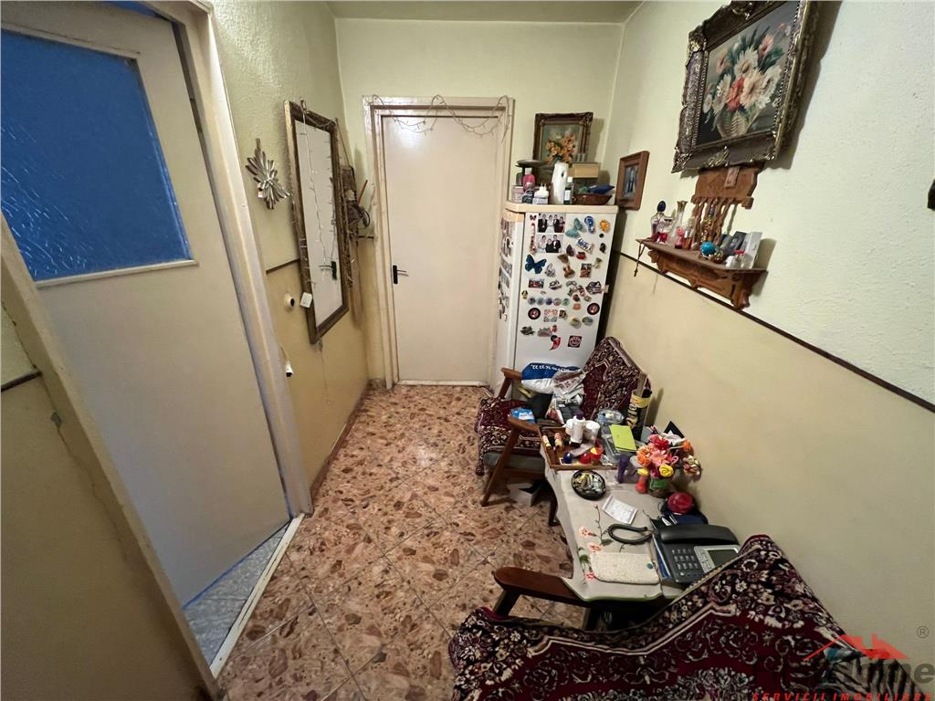 Apartament 3 camere, de vanzare pe Bdul Bucuresti Sud
