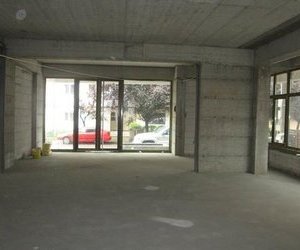 Spatiu comercial zona Politie  constructie noua