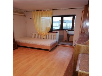 Apartament 4 camere de vanzare, Spitalul Judetean