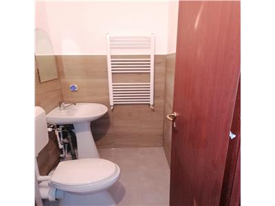 Apartament 4 camere de vanzare, Spitalul Judetean