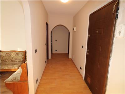 Apartament 4 camere de vanzare, Spitalul Judetean