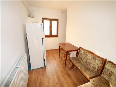 Apartament 4 camere de vanzare, Spitalul Judetean
