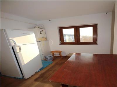 Apartament 4 camere de vanzare, Spitalul Judetean