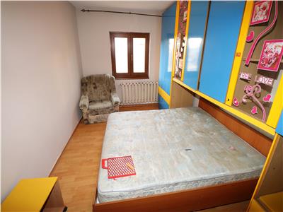 Apartament 4 camere de vanzare, Spitalul Judetean