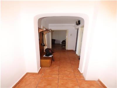 Apartament 3 camere, zona Obor, de vanzare