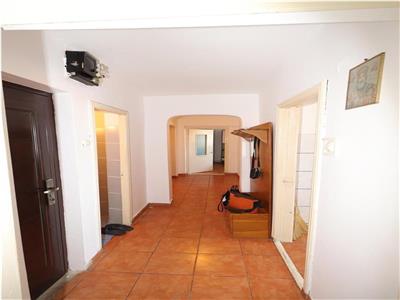 Apartament 3 camere, zona Obor, de vanzare
