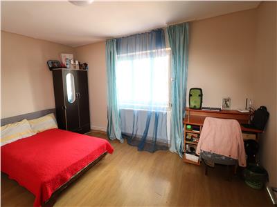 Apartament 4 camere, zona Lidl Fosta Autogara, de vanzare