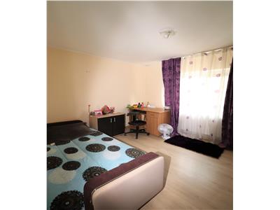 Apartament 4 camere, zona Lidl Fosta Autogara, de vanzare