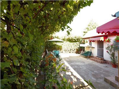 Casa de vanzare, zona restaurant Ghibi