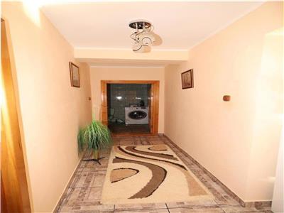 Casa de vanzare, zona restaurant Ghibi