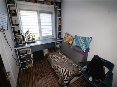 Apartament 4 camere, zona CEC Bahne, de vanzare