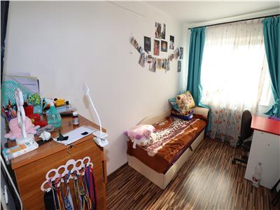 Apartament 4 camere, zona CEC Bahne, de vanzare