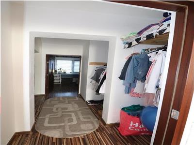 Apartament 4 camere, zona CEC Bahne, de vanzare