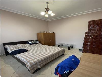 Casa cu design deosebit, zona centrala Odobesti, de vanzare