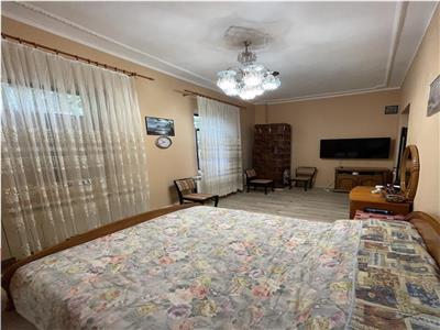 Casa cu design deosebit, zona centrala Odobesti, de vanzare