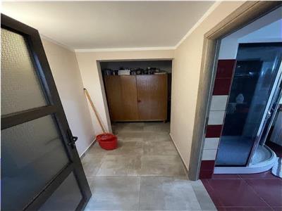 Casa cu design deosebit, zona centrala Odobesti, de vanzare