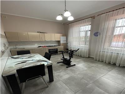 Casa cu design deosebit, zona centrala Odobesti, de vanzare