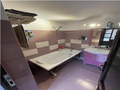 Casa cu design deosebit, zona centrala Odobesti, de vanzare