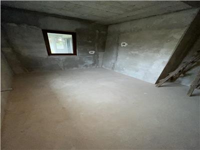 Vila la stadiul de gri in Odobesti, de vanzare !