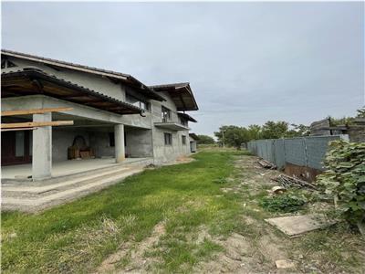 Vila la stadiul de gri in Odobesti, de vanzare !