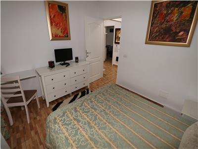 Apartament 3 camere, mobilat si utilat, zona Paco Sud, de vanzare