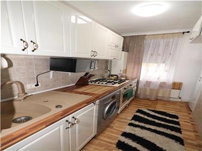 Apartament 3 camere, mobilat si utilat, zona Paco Sud, de vanzare
