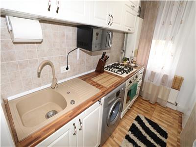 Apartament 3 camere, mobilat si utilat, zona Paco Sud, de vanzare