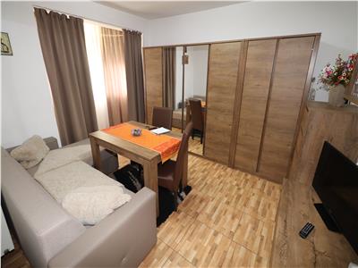 Apartament 3 camere, mobilat si utilat, zona Paco Sud, de vanzare