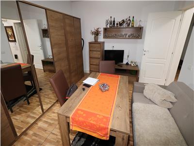 Apartament 3 camere, mobilat si utilat, zona Paco Sud, de vanzare