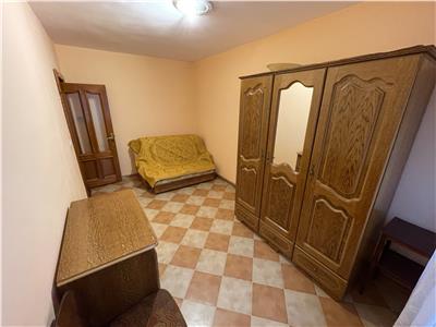 Apartament 3 camere, etaj 1, zona Jandarmerie, CT, de vanzare