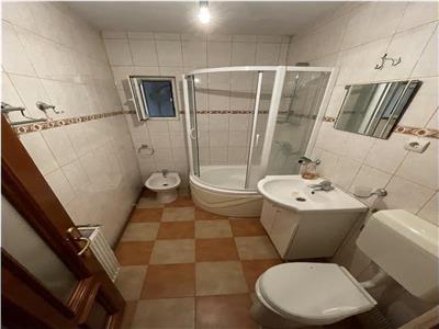 Apartament 3 camere, etaj 1, zona Jandarmerie, CT, de vanzare