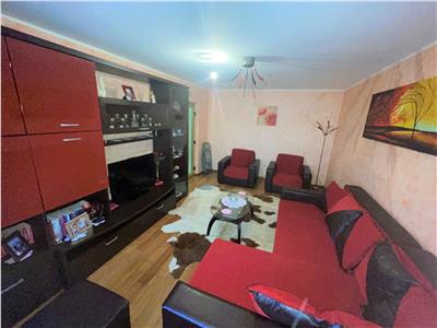 Apartament 4 camere, renovat, mobilat, utilat, CT+AC, etaj 3, zona Sud