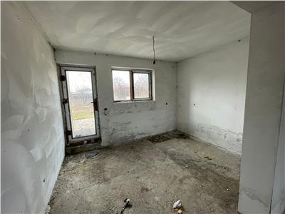 Vila Duplex de vanzare in Garoafa la gri !