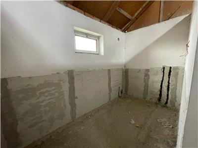 Vila Duplex de vanzare in Garoafa la gri !