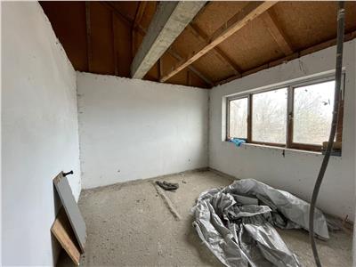 Vila Duplex de vanzare in Garoafa la gri !
