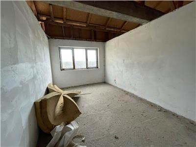 Vila Duplex de vanzare in Garoafa la gri !