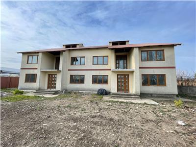 Vila Duplex de vanzare in Garoafa la gri !