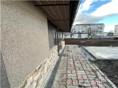 Apartament 2 camere/ Spatiu Comercial, parter, renovat, utilat+mobilat