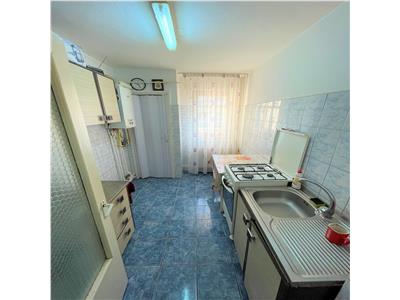 Apartament 3 camere, ultracentral, CT, etaj 6, zona Scoala 9