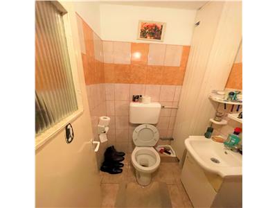 Apartament 3 camere, etaj 2, CT, central, zona Scoala 10