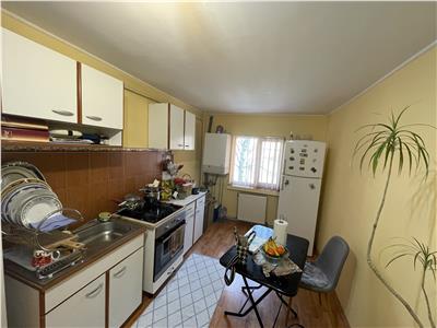 Apartament 2 camere, etaj 2, zona Paco 2 Stejari