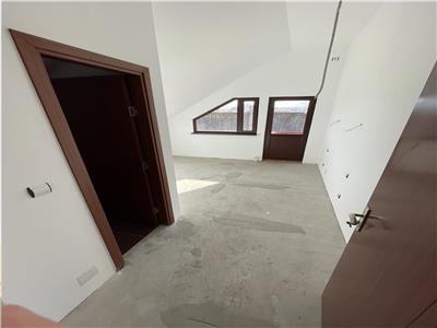 Spatiu Comercial stradal,500 mp,3,80 v, P+E1, zona Scoala 7