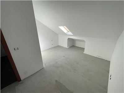 Spatiu Comercial stradal,500 mp,3,80 v, P+E1, zona Scoala 7