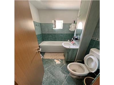 Apartament 3 camere, parter, zona  Spitalul Militar