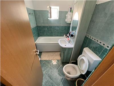 Apartament 3 camere, parter, zona  Spitalul Militar