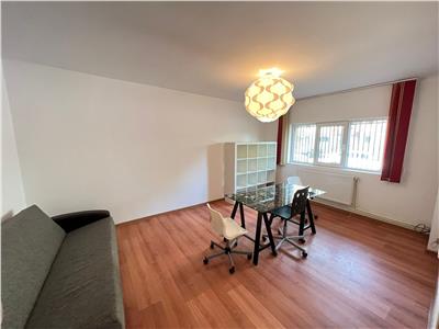 Apartament 3 camere, parter, zona  Spitalul Militar