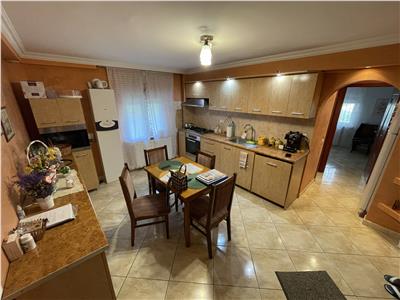 Apartament 2 camere,renovat, CT, parter