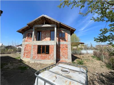Casa P+M la rosu de vanzare,  in Focsani, zona SUD