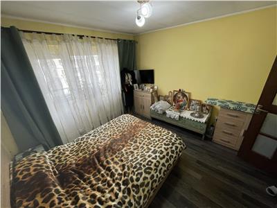 Apartament 3 camere,mobilat+utilat,CT+AC,zona Dogan